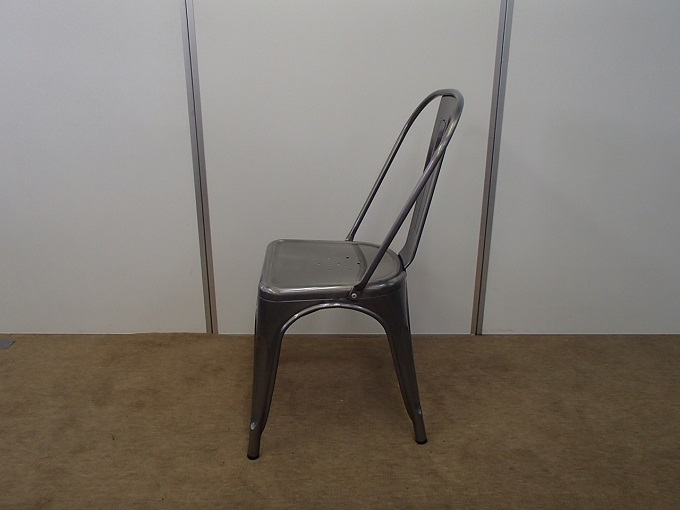 “メタルチェア”