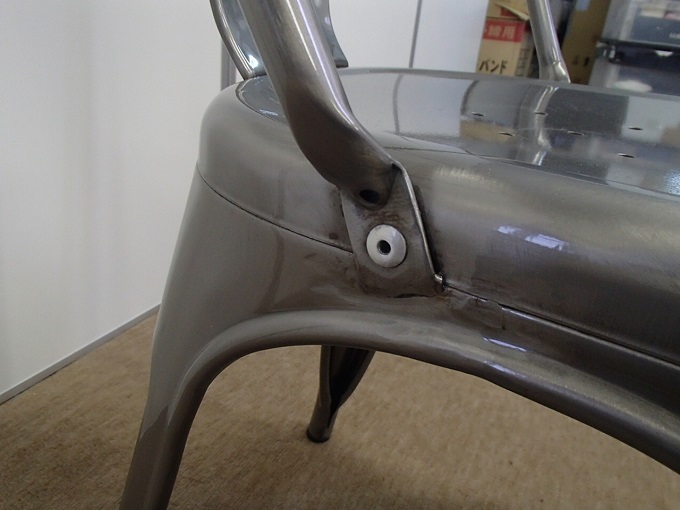 “メタルチェア”