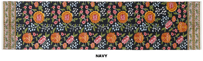 “フラワープリントテーブルランナー”