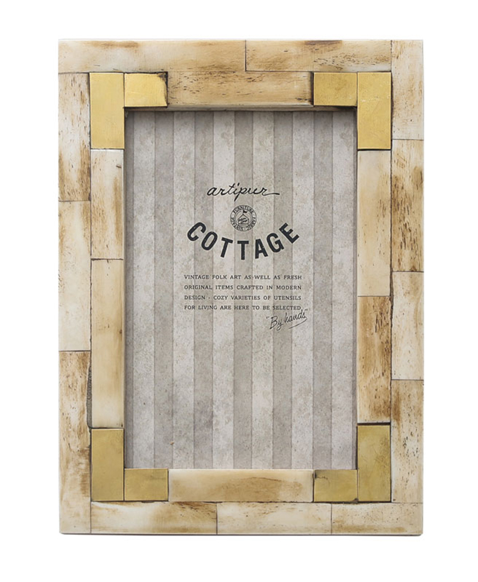 “ボーン×ブラスフォトスタンド”